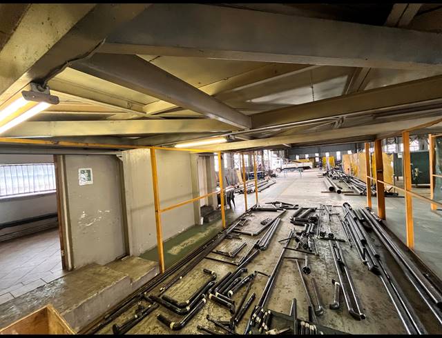 1,100M² WAREHOUSE TO LET IN SEBENZA